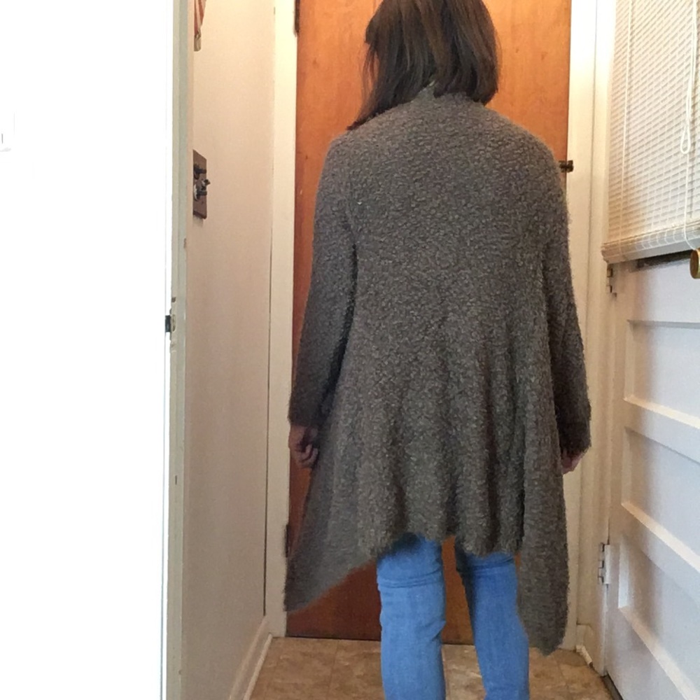 S Left New Popcorn Cardigan - Picture 9 of 9